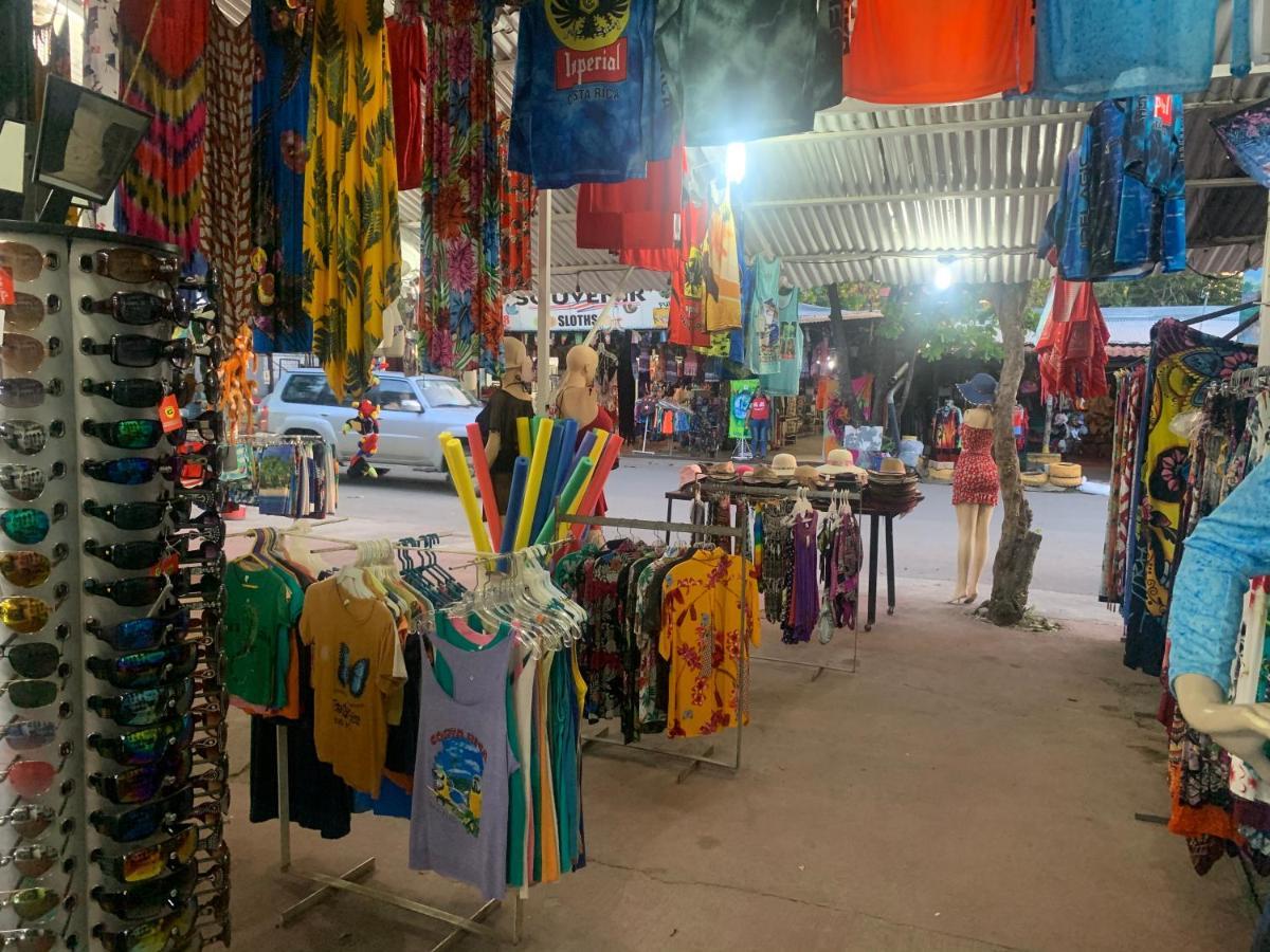 ホテル !Que Tuanis! Playas del Coco エクステリア 写真